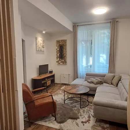 Apartment Kolonada Podebrady